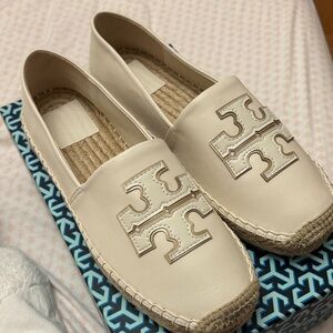 Tory Burch Beige Espadrille Loafers size 38 womans 7-7.5